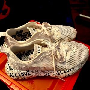 All love Nobull sneakers
